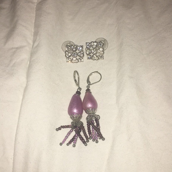 2 pairs of earrings! For only $6 - Picture 1 of 1
